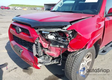 2015 Toyota 4Runner Sr5 z USA, uszkodzony, nr VIN JTEBU5JR6F5226042